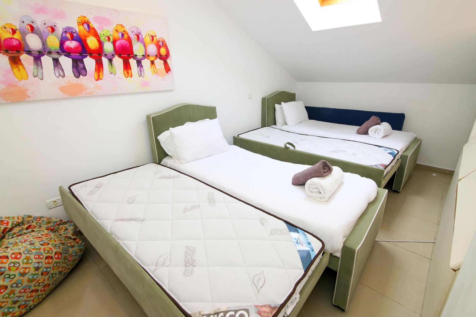 Saidoff, Amazing 4 Bedroom 3 Bath In City Center, Pool, Parking!!! Jeruzalém Exteriér fotografie