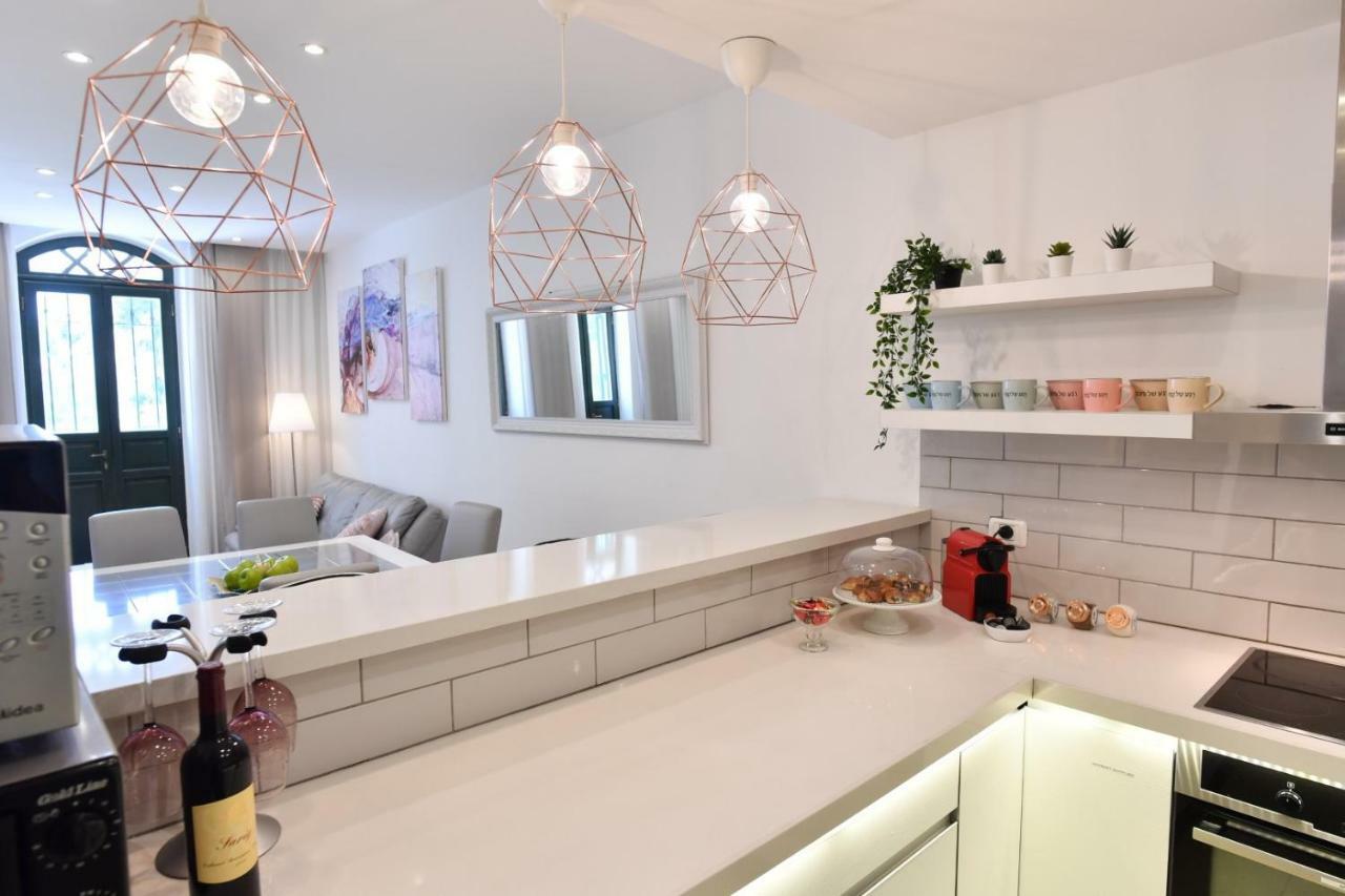 Saidoff, Amazing 4 Bedroom 3 Bath In City Center, Pool, Parking!!! Jeruzalém Exteriér fotografie